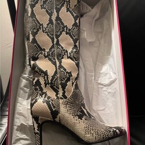Vince Camuto Black and Cream Snake Print Heeled Boots